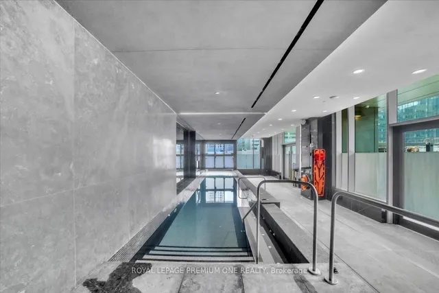 Additional image 32 of 11 Yorkville Ave Unit 6007