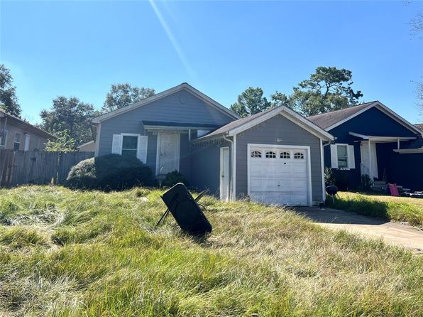11722 Greenglen Dr, Houston, TX 77044