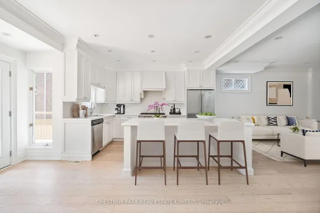 Additional image 5 of 439 Melrose Ave