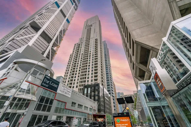 Additional image 2 of 35 Balmuto St Unit 1101