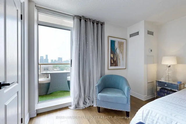 Additional image 17 of 2 Clairtrell Rd Unit Lph1