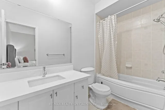 Additional image 31 of 6 Islington Dr