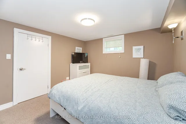 Additional image 24 of 18 Adanac Dr