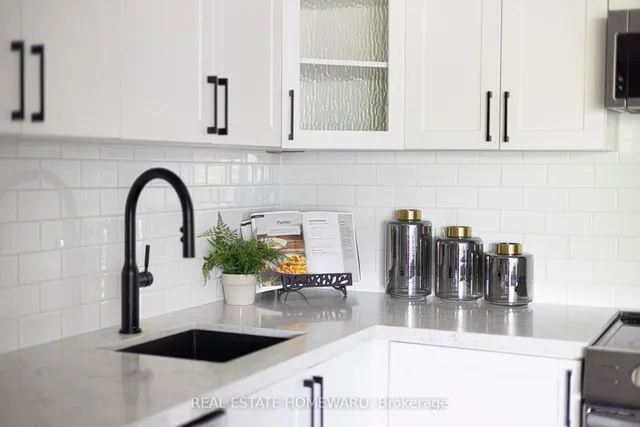 Additional image 16 of 716 Kingston Rd Unit 503