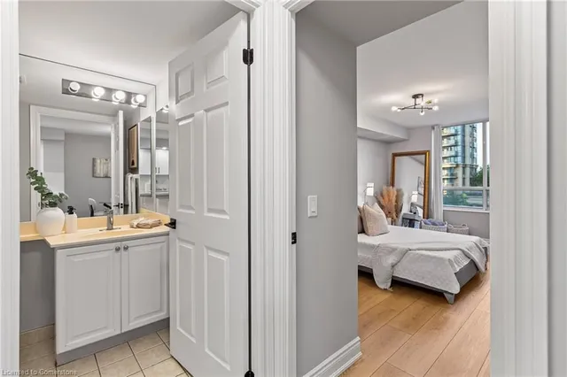 Additional image 21 of 5233 Dundas St Unit 227