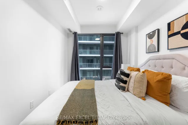 Additional image 14 of 1 Jarvis St Unit 614