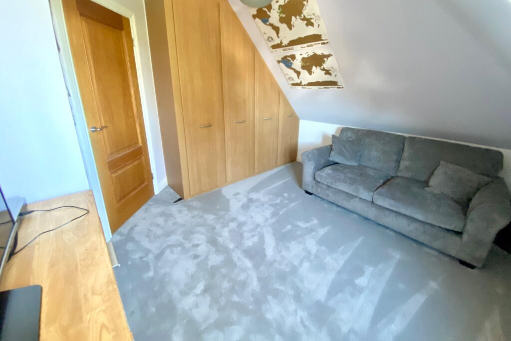 Additional image 28 of Mount Drive, Park Street, St. Albans, Hertfordshire, AL2