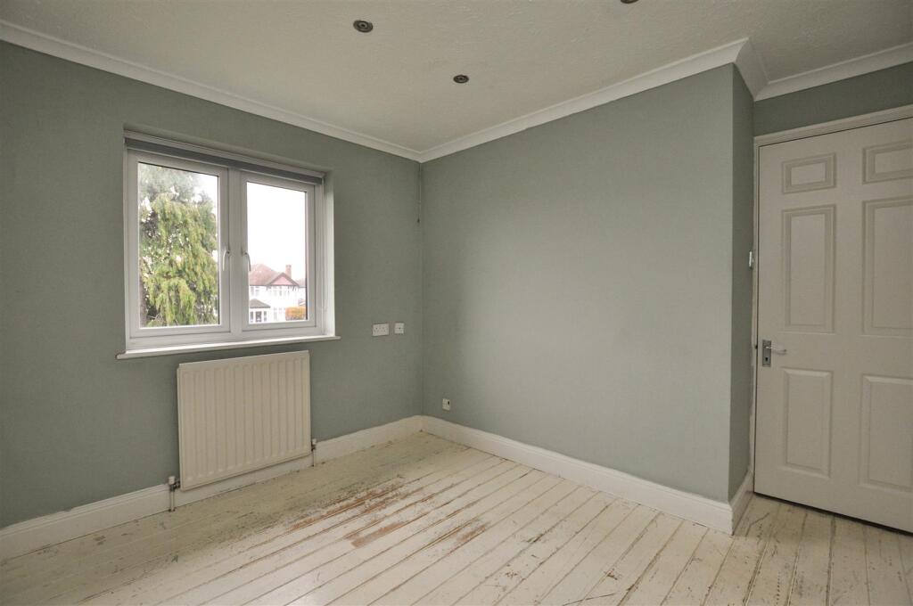 Additional image 3 of Larks Ridge, St Albans