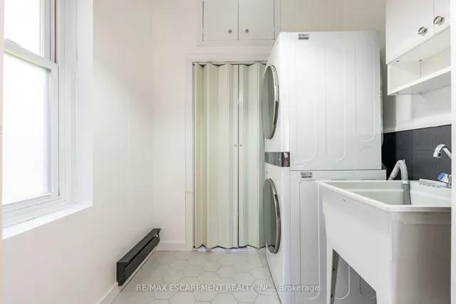 Additional image 30 of 238 West 15th St