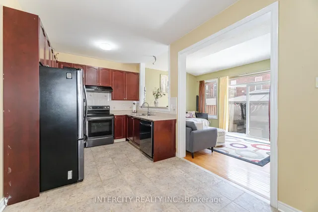 Additional image 14 of 30 Pape Dr