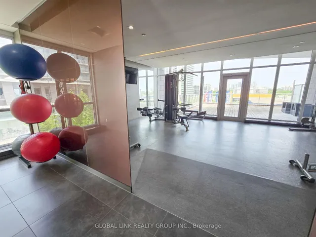 Additional image 18 of 121 Mcmahon Dr Unit 915