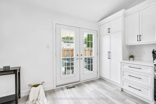 Additional image 19 of 27 Dalton Cres