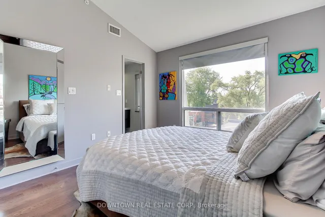 Additional image 24 of 53 Colgate Ave Unit 404