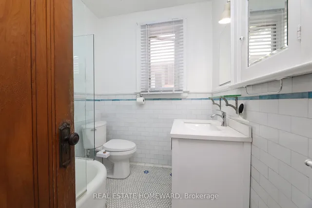 Additional image 22 of 756 Coxwell Ave