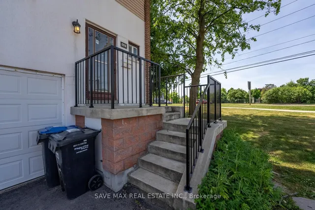 Additional image 3 of 62 Moregate Cres