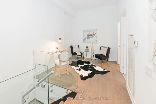 Additional image 12 of 161 Roehampton Ave Unit 102