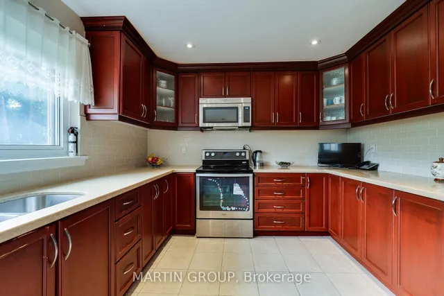 Additional image 14 of 46 Dearbourne Blvd Unit 4