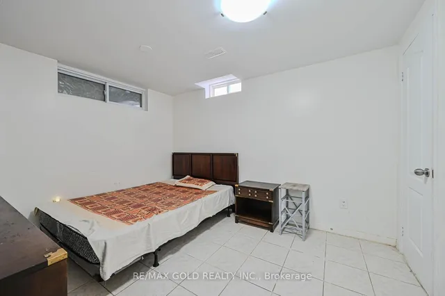 Additional image 34 of 46 Cobblestone Crt