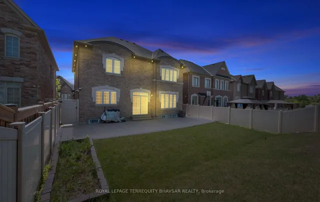 Additional image 50 of 48 Bansbury Circ