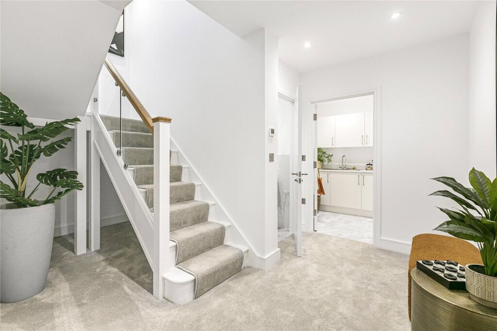 Additional image 13 of Kentish Lane, Essendon, Hertfordshire, AL9