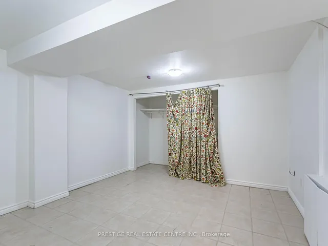 房产图片 24 - 汤普森路656号