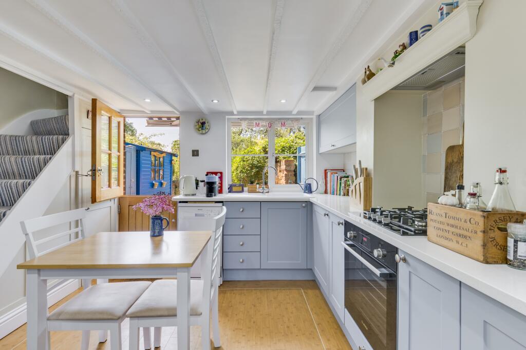Additional image 13 of Codicote Road, Welwyn, AL6