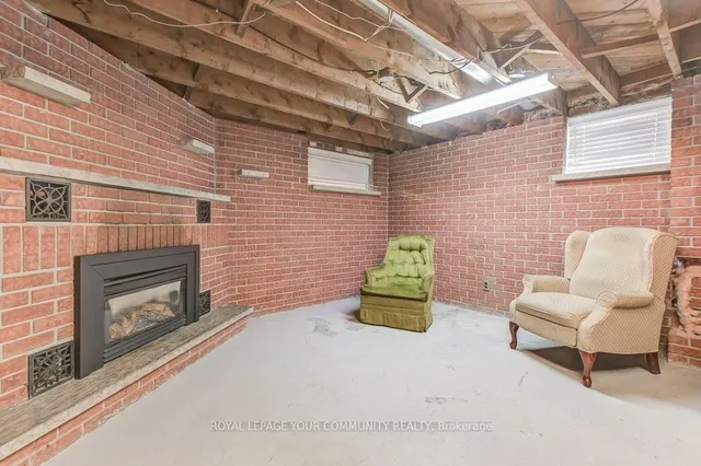 Additional image 25 of 52 Whitburn Cres