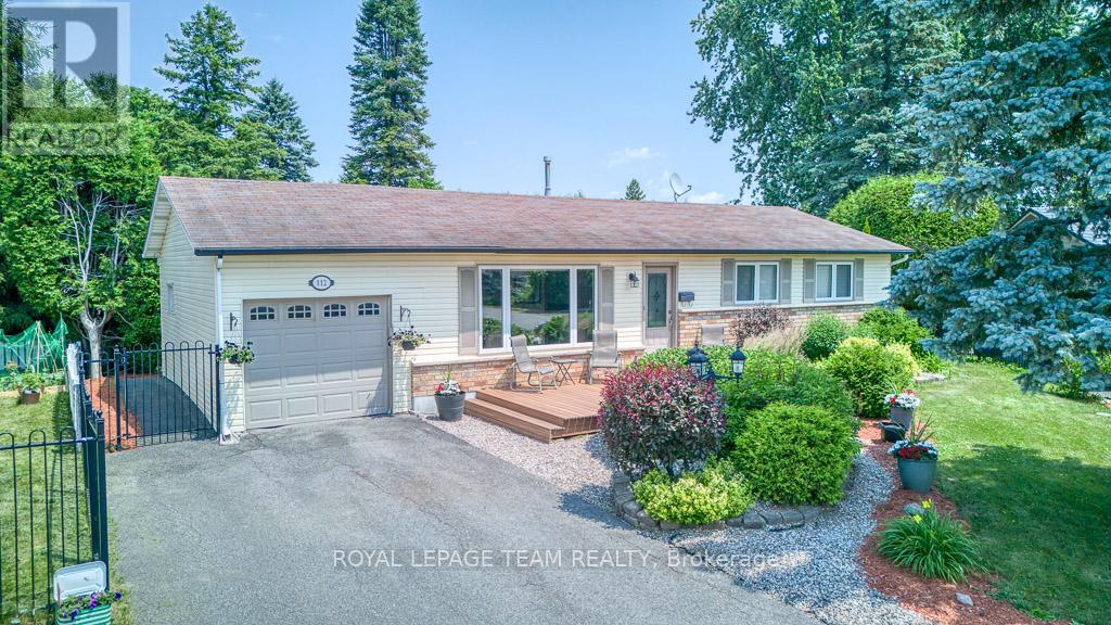112 OAKBURN ROAD|Ottawa, Ontario K2L1E3