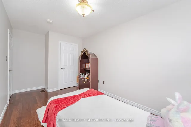 房产图片 28 - 10 Deepcoral Crt