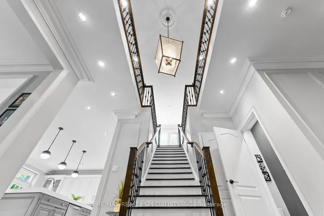 Additional image 19 of 21 Lauderhill Rd