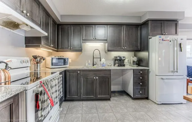 Additional image 13 of 42 Eliza Ave