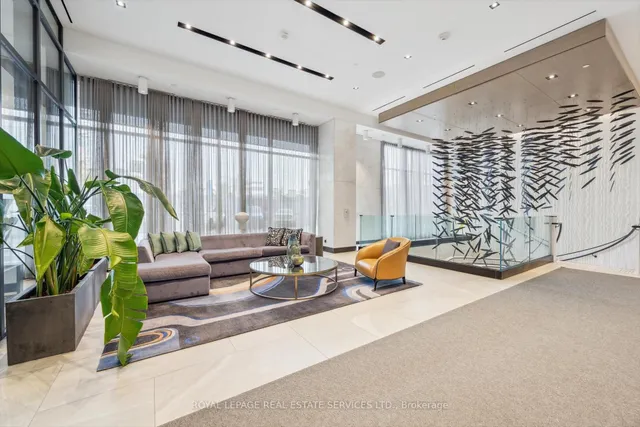 Additional image 4 of 1 Edgewater Dr Unit GPH27