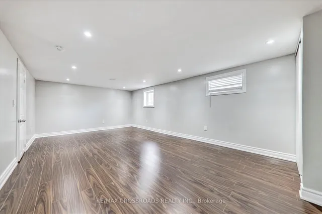 Additional image 27 of 31 Benlight Cres