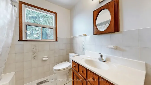 Additional image 17 of 947 Saint Clarens Ave