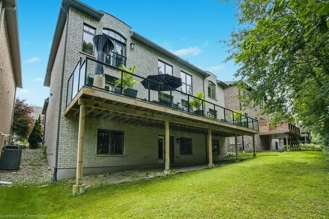 Additional image 37 of 12-258 Edgewater Cres