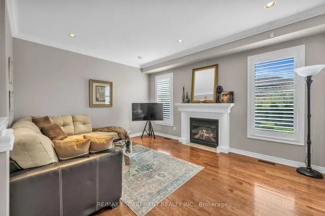 Additional image 18 of 38 Sunbeam Dr