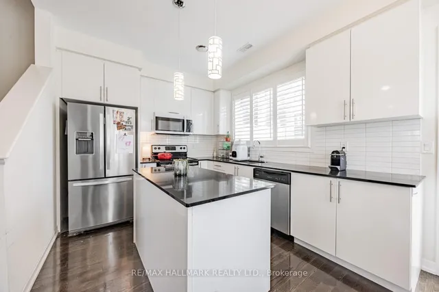 Additional image 9 of 11 Caroline Carpenter Grve