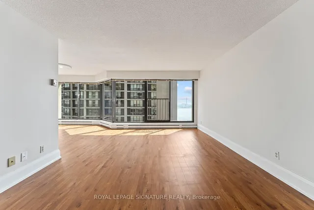 Additional image 4 of 65 Harbour Sq Unit 2603