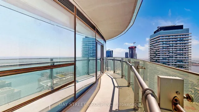 Additional image 28 of 14 York St Unit 5903