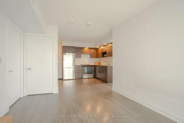 Additional image 6 of 225 Village Green Sq Unit 1708