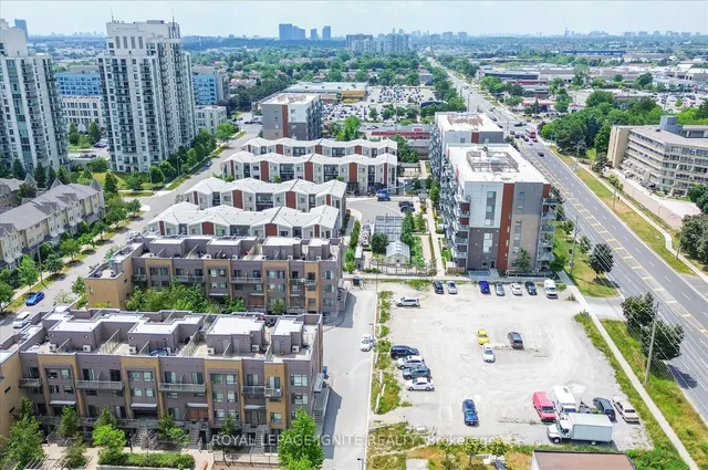 Additional image 38 of 90 Orchid Place Dr Unit 310