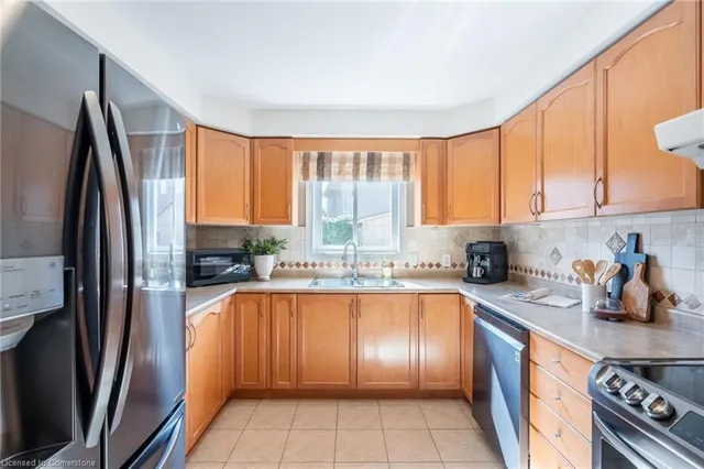 Additional image 14 of 94 Pinehill Dr