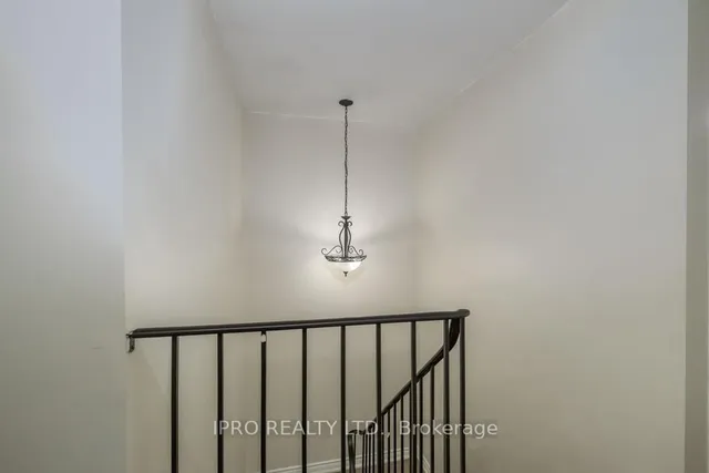 Additional image 19 of 23 Four Winds Dr Unit 13