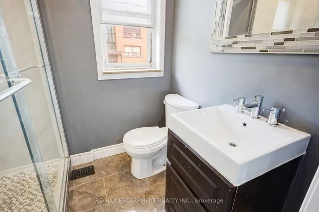 Additional image 22 of 61 Clarence St