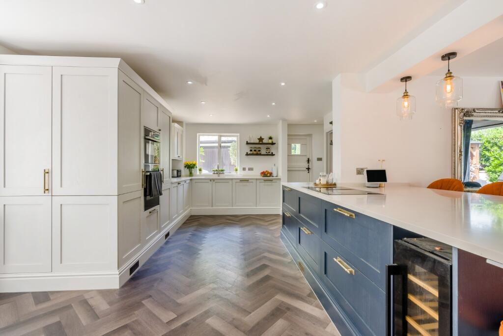 Additional image 38 of Radlett Road, Frogmore, St. Albans, Hertfordshire