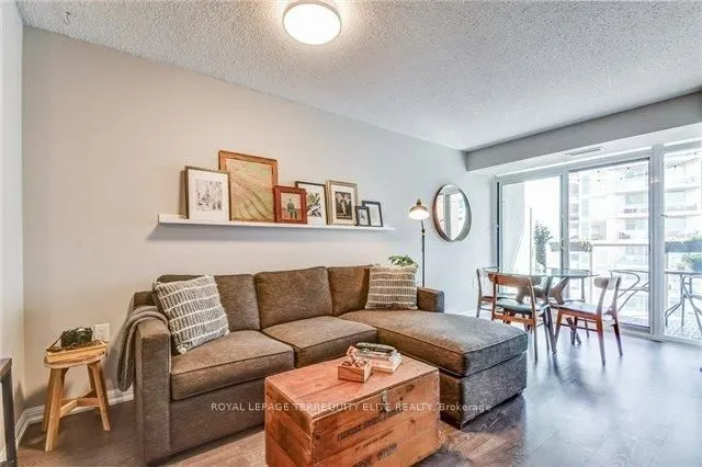 Additional image 6 of 125 Western Battery Rd Unit 2006