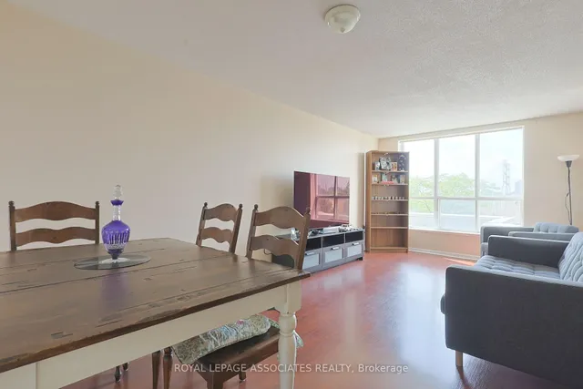 Additional image 5 of 21 Overlea Blvd Unit 208