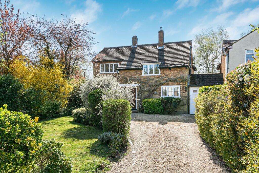 Additional image 2 of Pine Grove, Brookmans Park, AL9