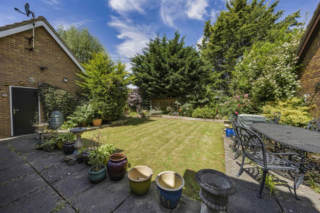 Additional image 16 of Yule Close, Bricket Wood, St. Albans