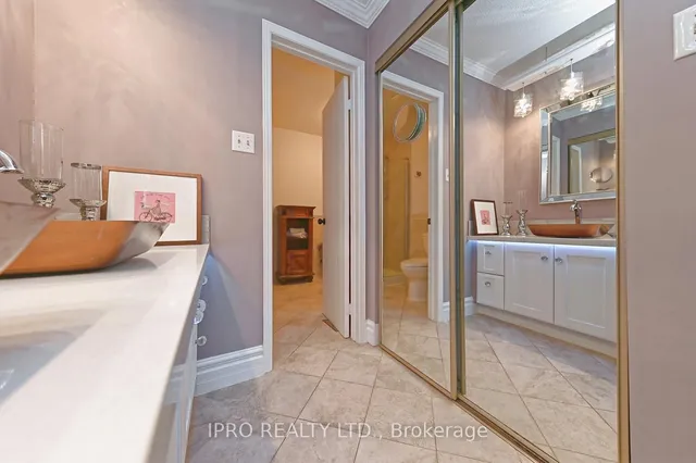 Additional image 33 of 40 Stornwood Crt